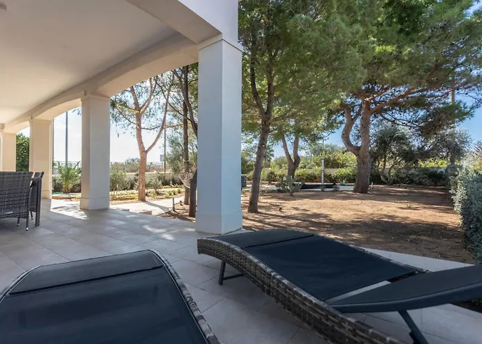 Albachiara Con Idromassaggio E Pineta - Apulia Torre San Giovanni