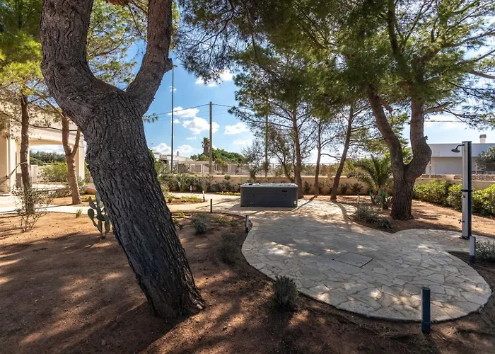 Albachiara Con Idromassaggio E Pineta - Apulia Villa Torre San Giovanni